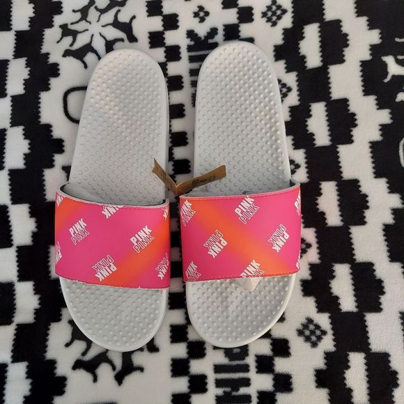 Victoria's Secret Pink Large Slides NWT - Picture 1 of 5